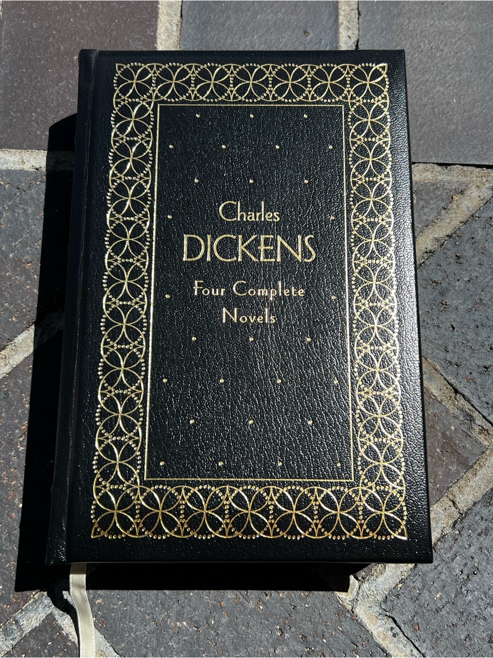 NWOT Charles Dickens: Four Complete Novels Faux Leather Bound